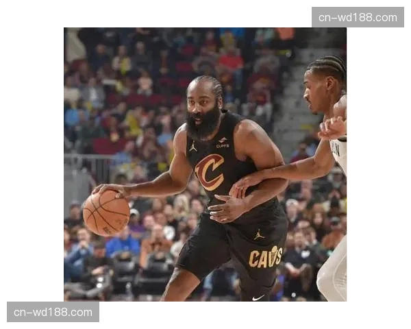 骑士区域联防体系解析 压缩空间限制对手外线投射